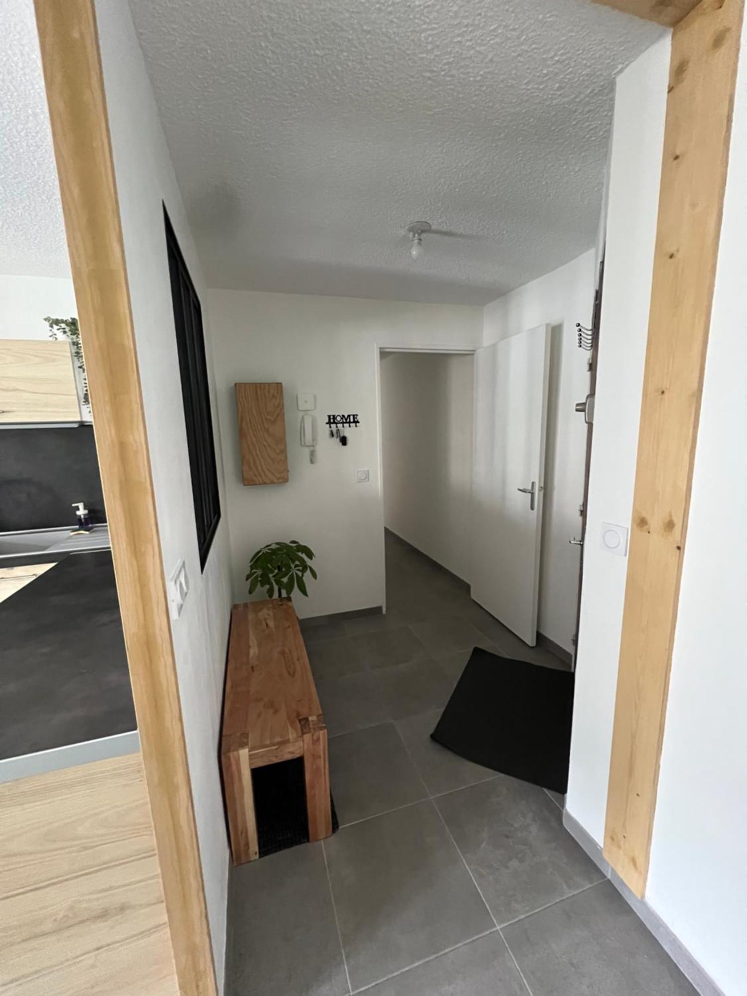 Spacieux Et Confortable - Centre Ville De Briancon - Serre-Chevalier - Garage Et Wifi Exterior foto